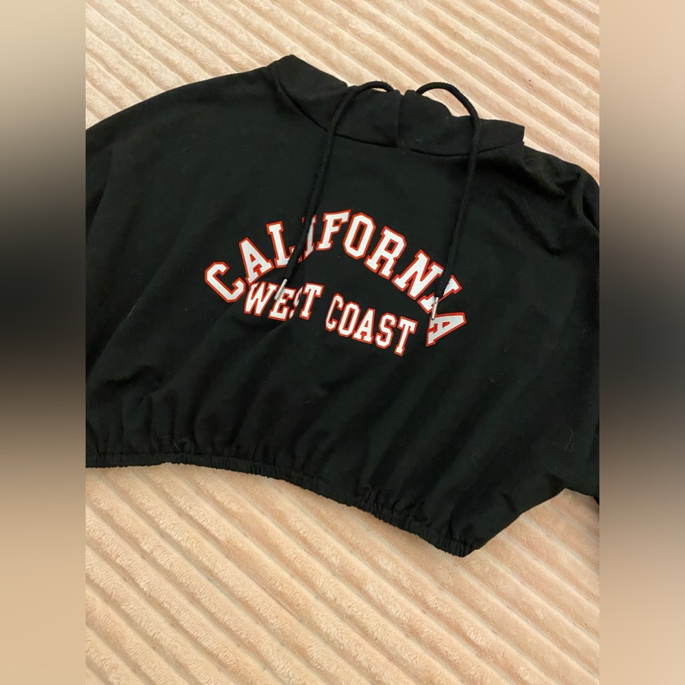 3 Cropped Sweater Bundle - Size S (Worn Once) - Picture 4 of 7